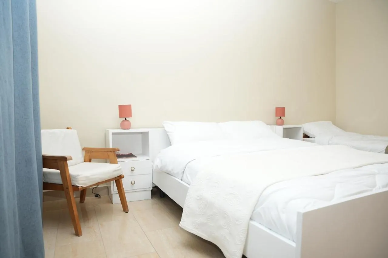 Ogi'S Central Apartment Tirana Albania